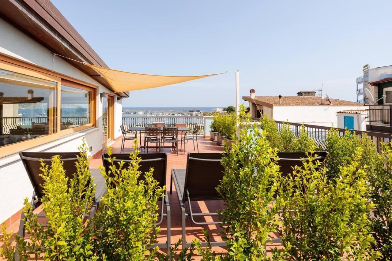 Kalaskiso' Giardini Naxos Luaran gambar